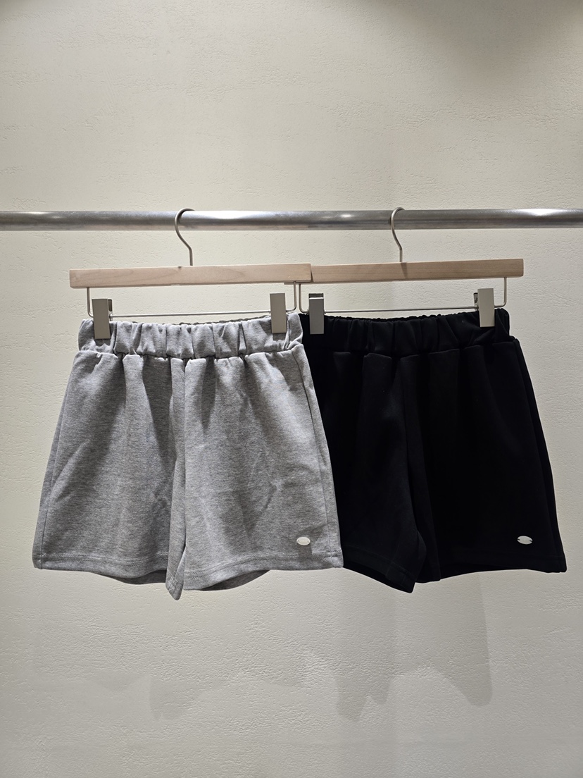 LIKEVAM東大門實拍女士新品26秋冬時尚真品熱賣休閑26初秋短褲LIKEVAM短褲