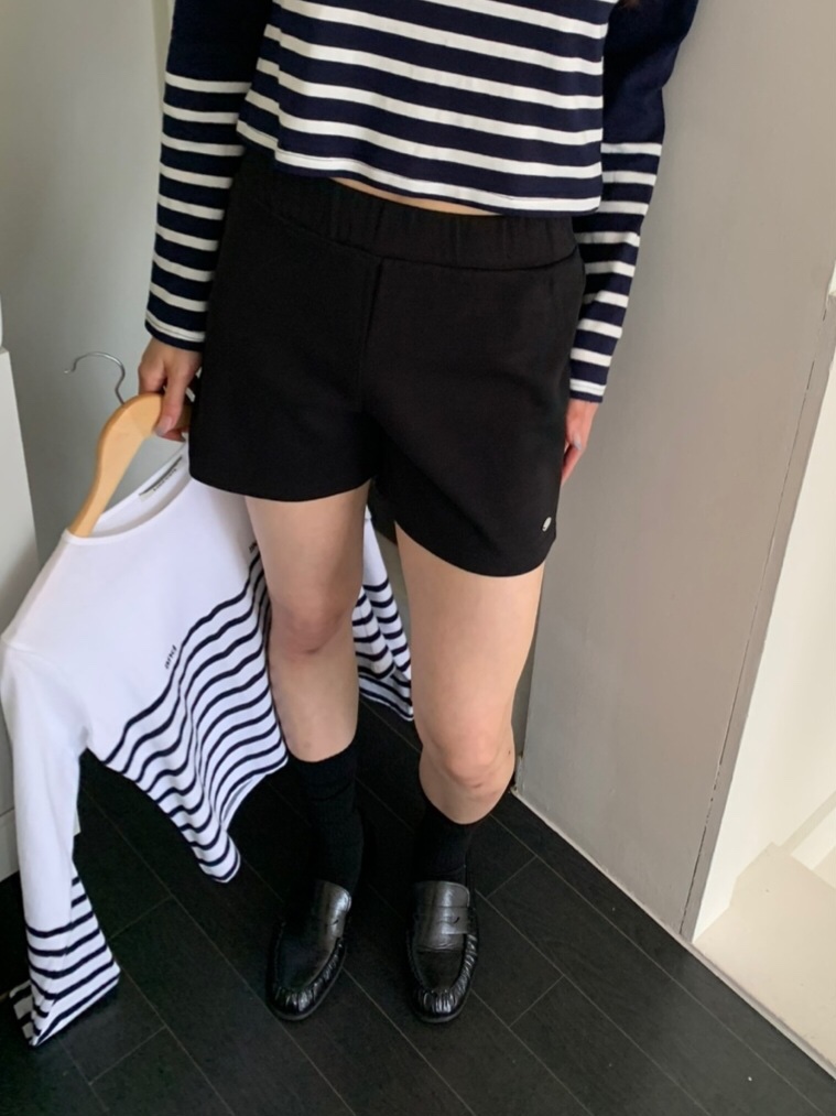LIKEVAM東大門實拍女士新品26秋冬時尚真品熱賣休閑26初秋短褲LIKEVAM短褲