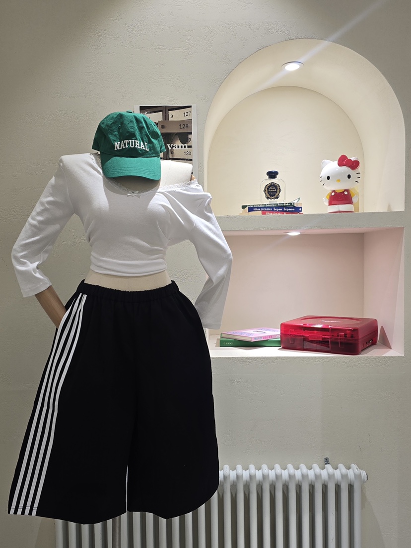 LIKEVAM東大門代購女士新款熱賣26初秋真品休閑推薦T恤蕾絲LIKEVAMT恤