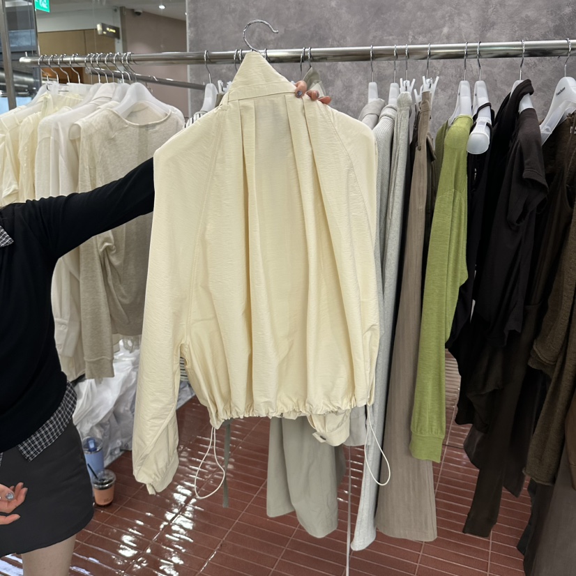 FOUNDATION韓國代購女裝新品熱賣26初秋休閑人氣夾克褶皺FOUNDATION夾克