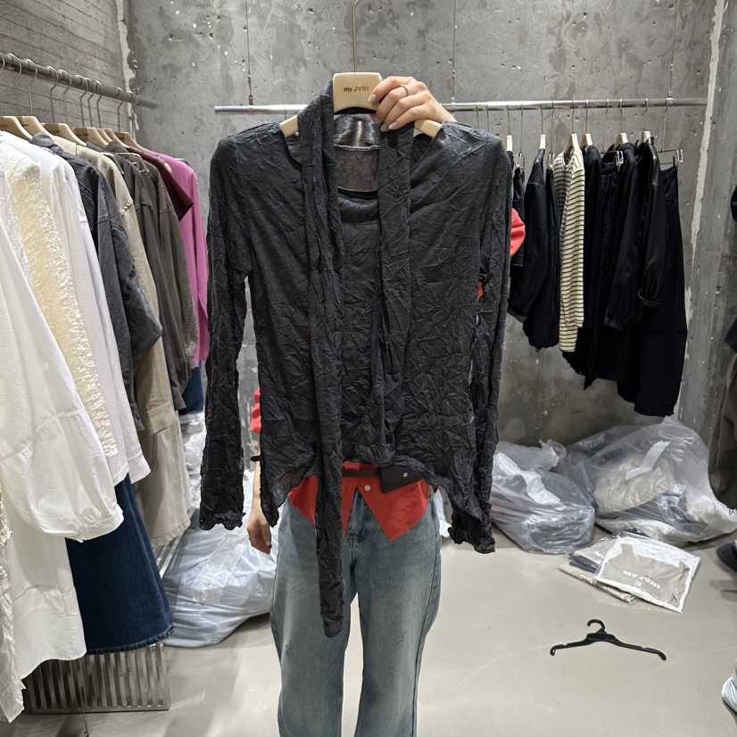 JUNI東大門代購女士新品時尚休閑推薦26秋冬長袖T恤含圍巾my juni長袖T恤圖色2