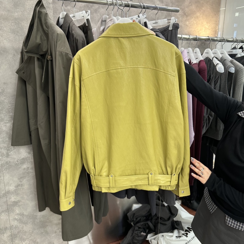 FOUNDATION東大門代購女士新品26秋冬時尚熱賣皮衣含腰帶FOUNDATION皮衣