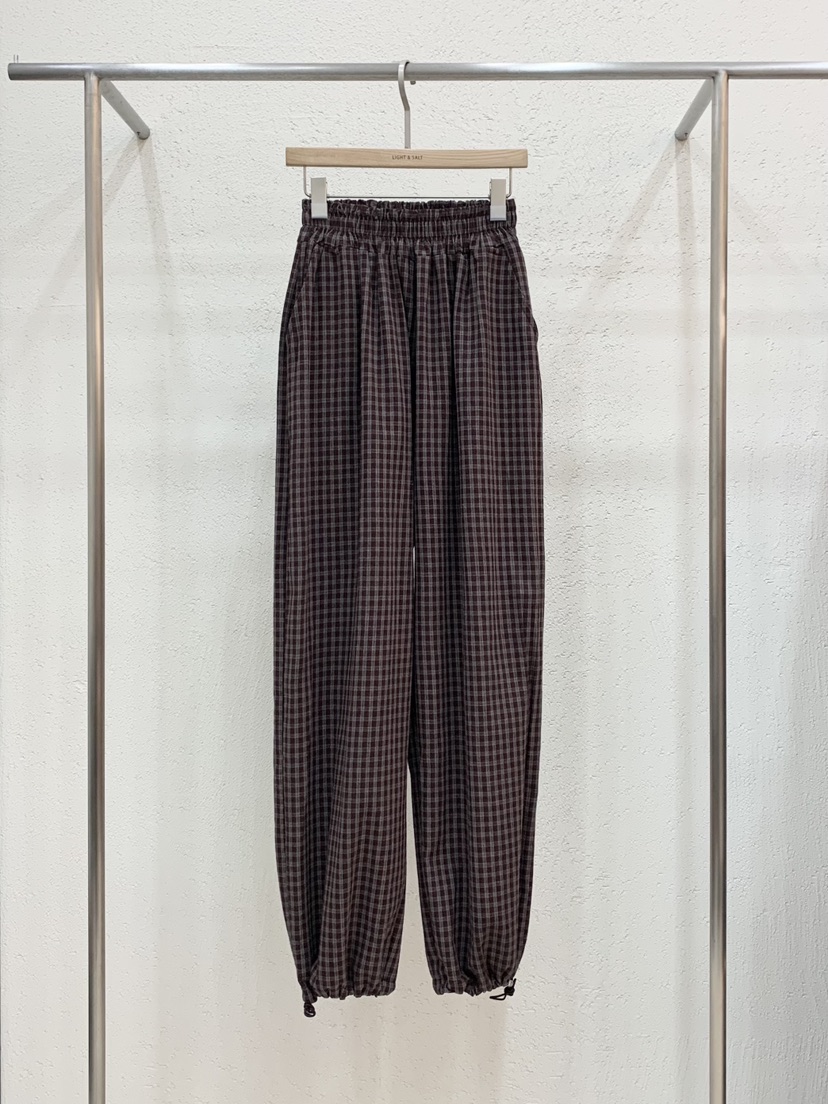 LIGHT AND SALT東大門代購女裝新品熱賣休閑褲毛絨格紋LIGHT AND SALT休閑褲圖色1