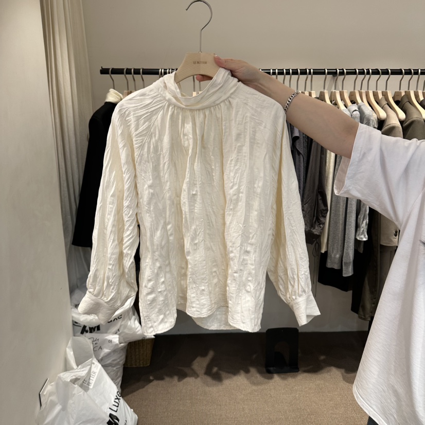 LE BUTTER東大門直郵女士新品時尚熱賣真品襯衫蕾絲衫褶皺LE BUTTER襯衫/蕾絲衫