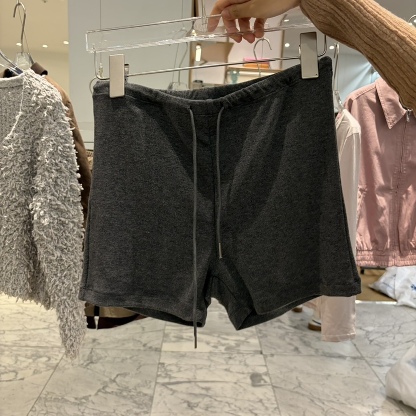 LMT（SAND LIMITED）（不代購）東大門實拍女裝新品26初秋短褲MORE THAN YESTERDAY/LOVE YOU SO MUCH短褲圖色2