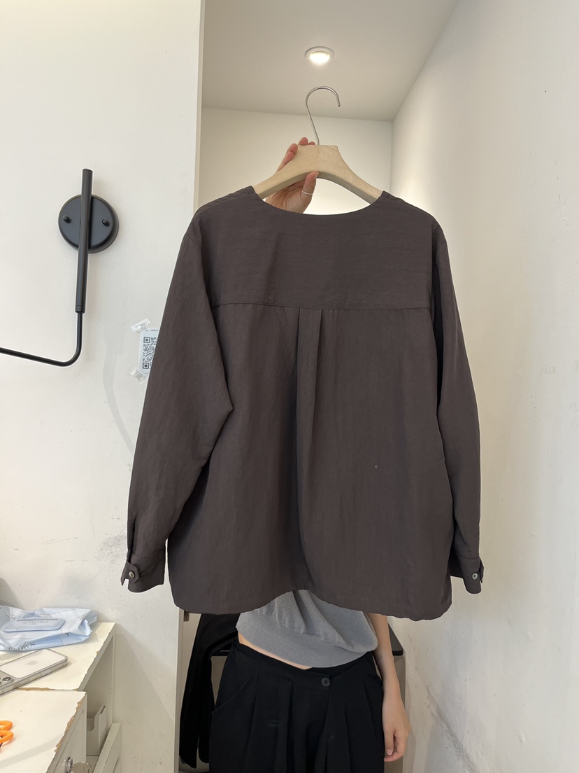 OUVIR韓國代購女裝新品熱賣26初秋時尚人氣襯衫蕾絲衫V領深VO.V.R/OUVIR襯衫/蕾絲衫