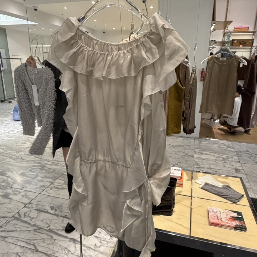 LMT（SAND LIMITED）（不代購）韓國代購女士新款休閑襯衫蕾絲衫荷葉邊無袖MORE THAN YESTERDAY/LOVE YOU SO MUCH襯衫/蕾絲衫圖色2