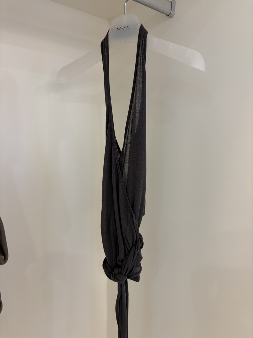 NORMAL東大門代購女裝新品人氣26初秋時尚熱賣吊帶背心無袖NORMAL吊帶/背心