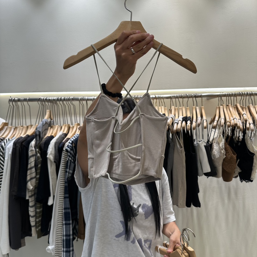 ROUGH東大門代購女裝新品真品26秋冬休閑人氣推薦吊帶背心ROUGH吊帶/背心
