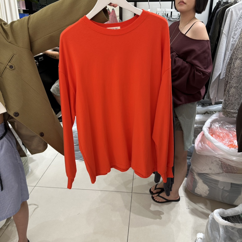 EGG IS東大門實拍女裝新品熱賣時尚人氣推薦休閑長袖T恤EGG IS長袖T恤圖色2