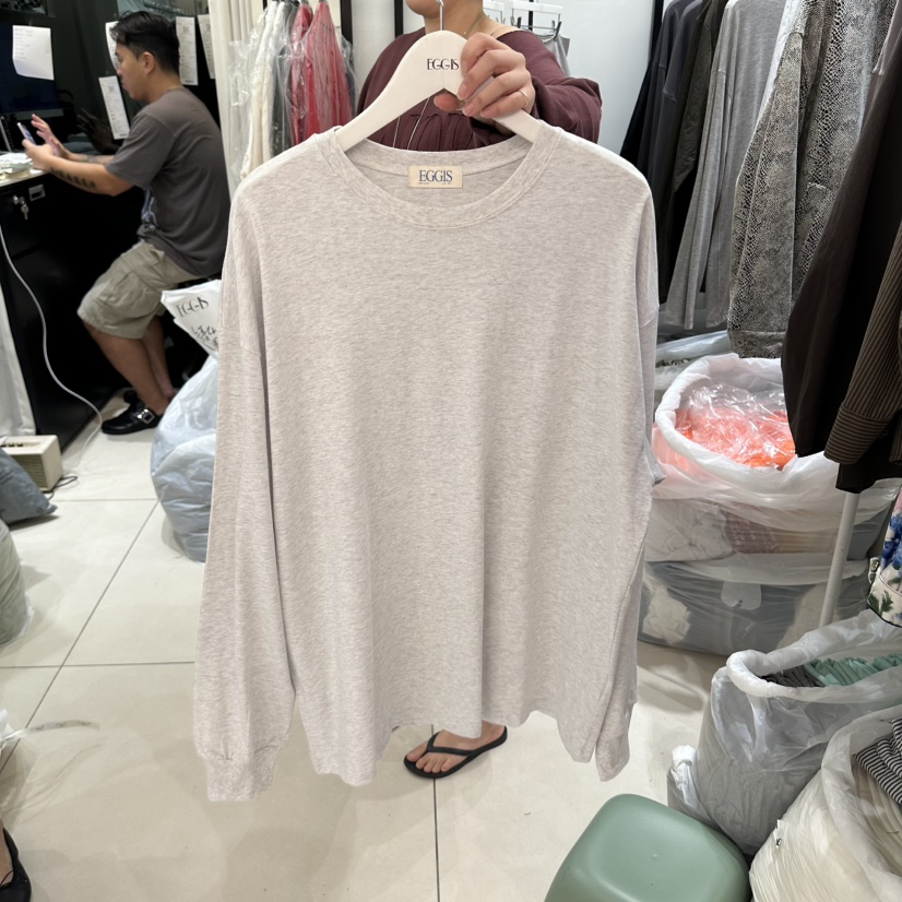 EGG IS東大門實拍女裝新品熱賣時尚人氣推薦休閑長袖T恤EGG IS長袖T恤圖色3