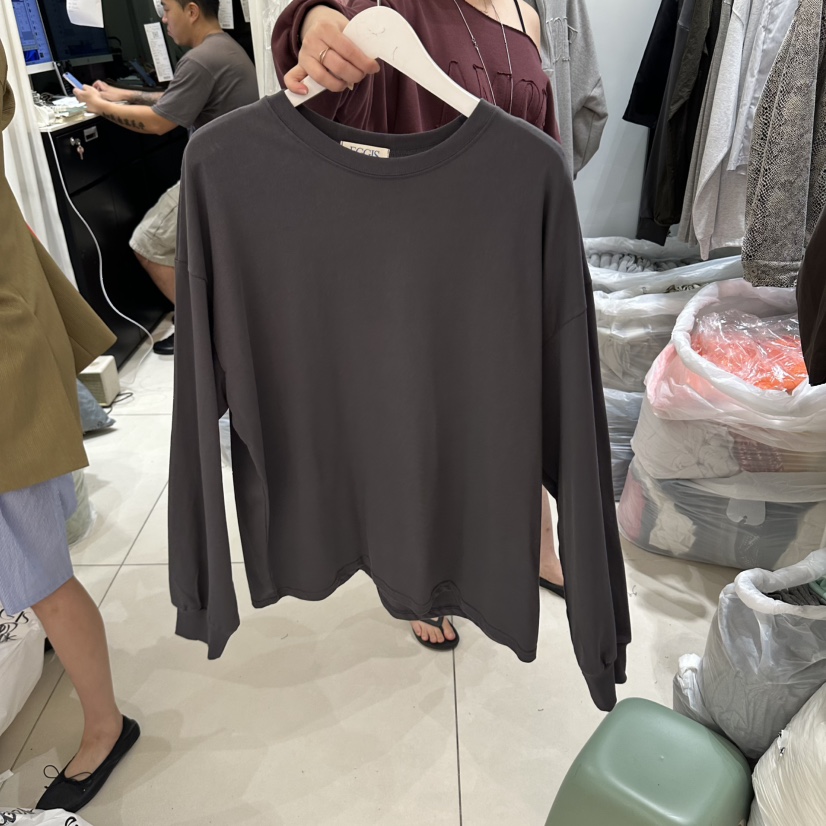 EGG IS東大門實拍女裝新品熱賣時尚人氣推薦休閑長袖T恤EGG IS長袖T恤圖色4