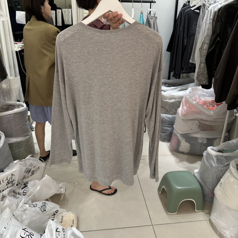 EGG IS韓國代購26秋季新品真品時尚休閑人氣長袖T恤口袋EGG IS長袖T恤