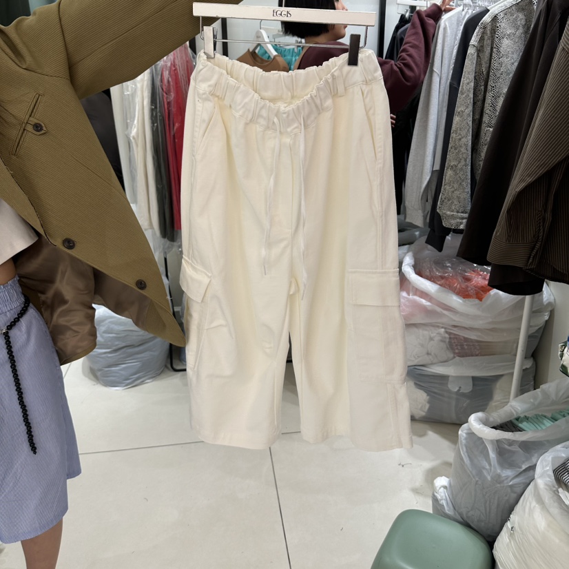 EGG IS韓國代購女裝新品推薦熱賣時尚休閑真品人氣短褲EGG IS短褲圖色1