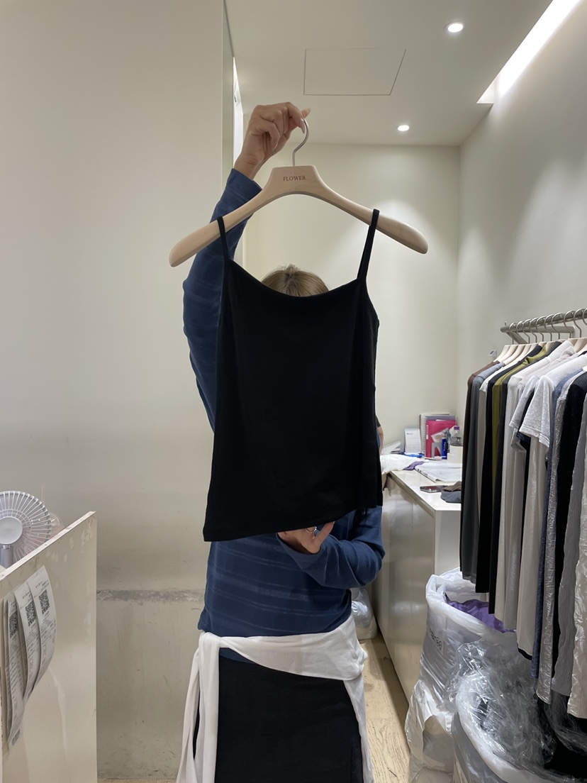FLOWER-L韓國代購女士新款時尚26春夏真品休閑吊帶背心無袖FLOWER-L吊帶/背心圖色2黑色
