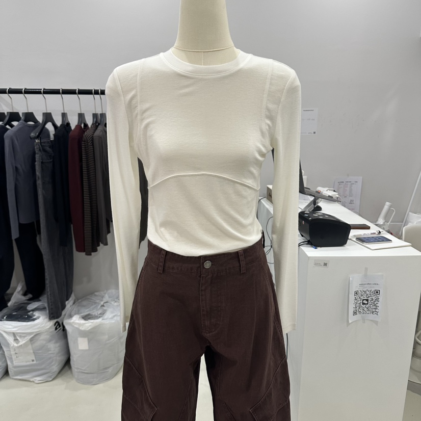 MUSHROOM EFFECT東大門直郵女裝新款時尚推薦26春夏長袖T恤MUSHROOM EFFECT長袖T恤圖色5白色