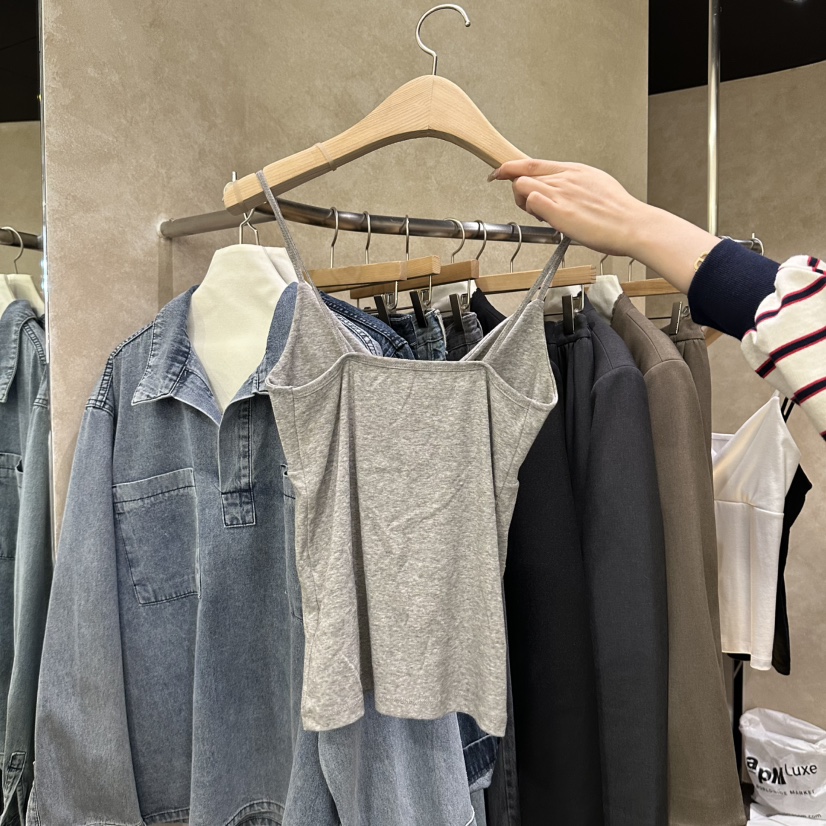VINTAGE VIBE東大門實拍女裝新品熱賣26春夏職業吊帶背心VINTAGE VIBE吊帶/背心