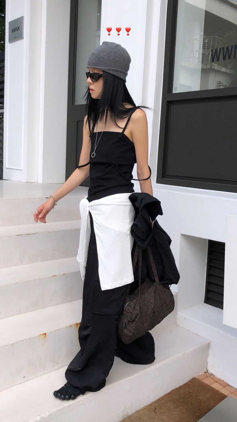 OVER RICH韓國直郵女士新品真品推薦熱賣人氣吊帶背心無袖OVER RICH吊帶/背心