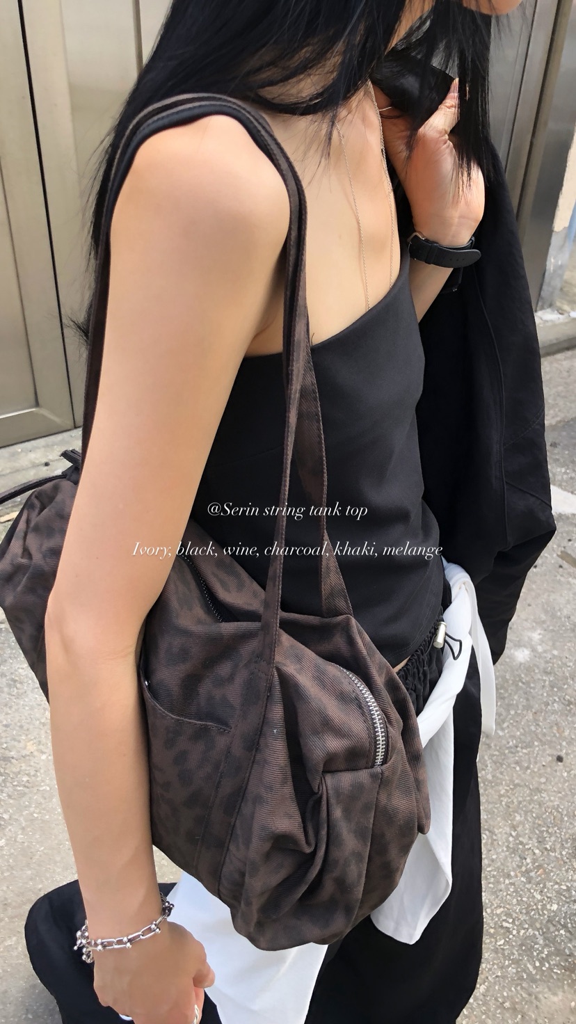 OVER RICH韓國直郵女士新品真品推薦熱賣人氣吊帶背心無袖OVER RICH吊帶/背心