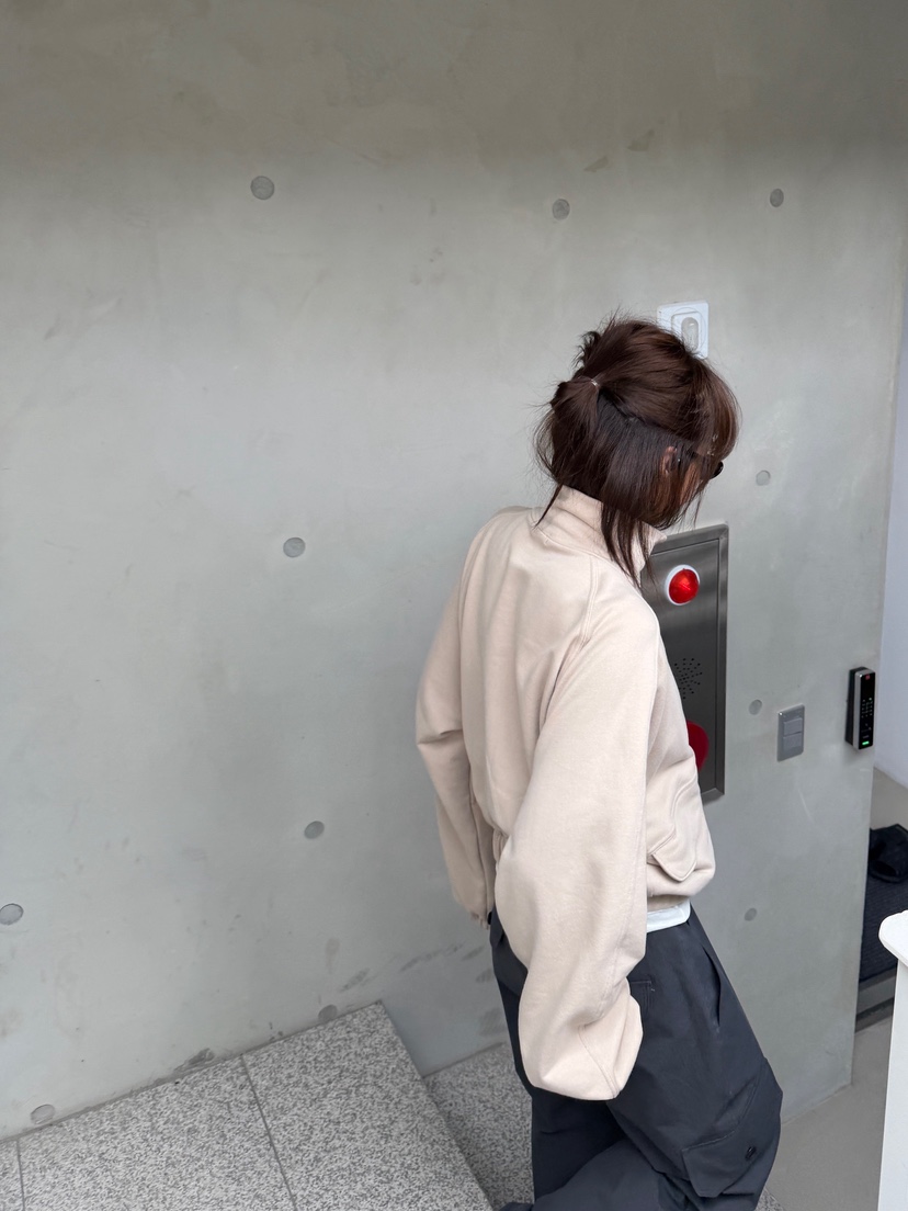 OLI SEOUL東大門代購女裝新品真品推薦熱賣26春夏職業夾克OLI SEOUL夾克