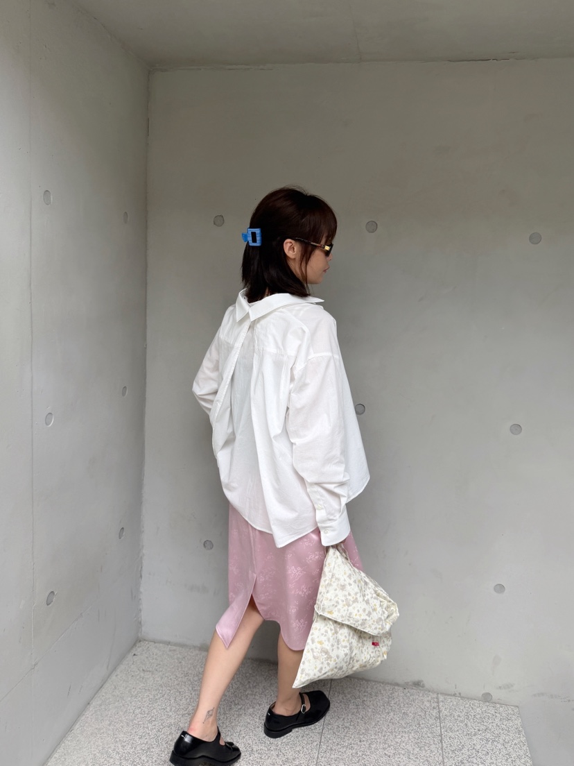 OLI SEOUL韓國直郵女士新款26春夏熱賣真品時尚襯衫蕾絲衫OLI SEOUL襯衫/蕾絲衫