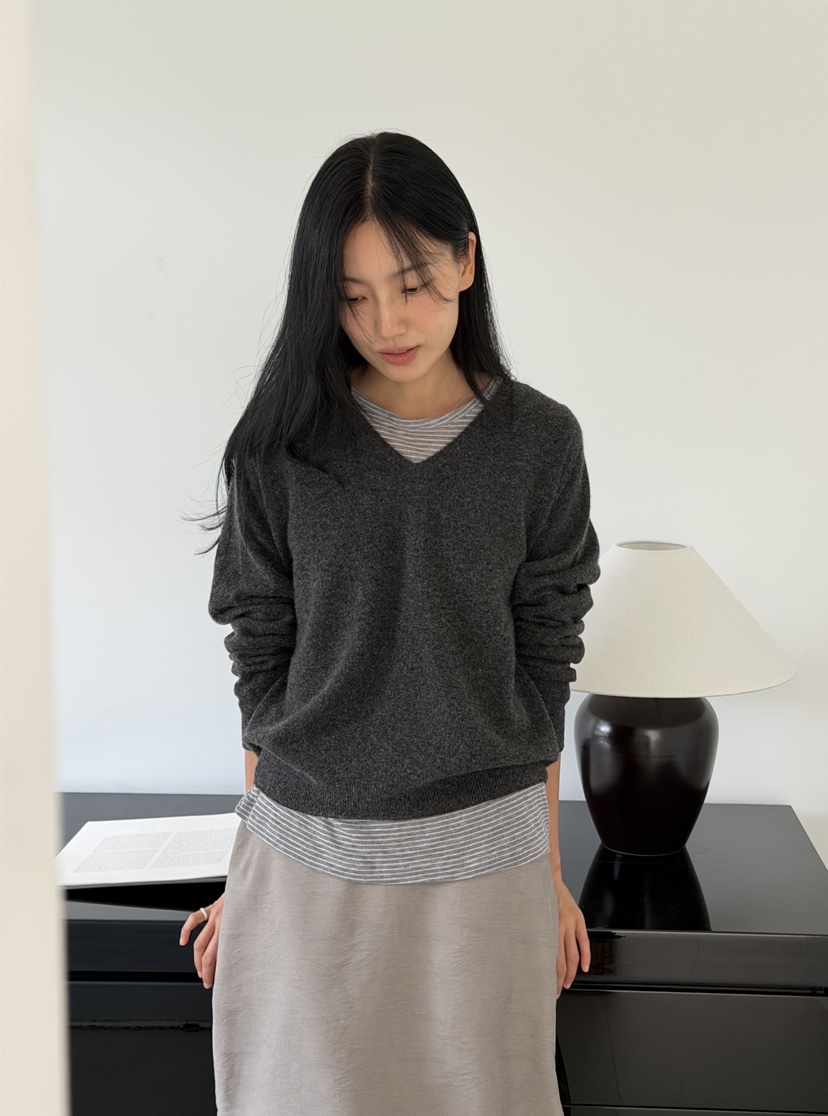 AMY GRACE-A韓國代購女士新品熱賣時尚人氣職業26春夏針織衫AMY GRACE針織衫圖色2