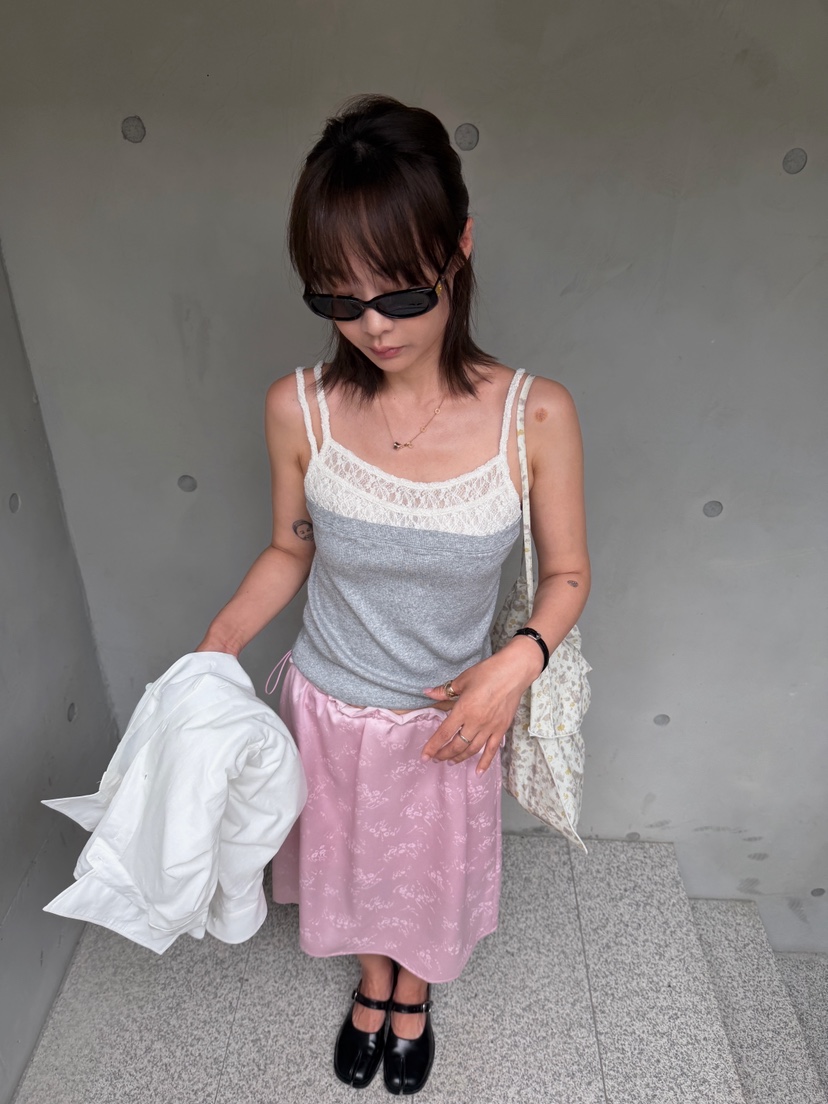 OLI SEOUL韓國代購女士新款熱賣人氣時尚休閑真品吊帶背心OLI SEOUL吊帶/背心