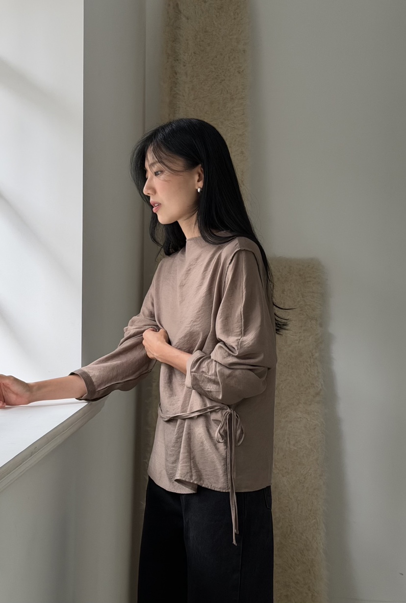 AMY GRACE-A韓國代購女士新品職業時尚人氣襯衫蕾絲衫高領AMY GRACE襯衫/蕾絲衫