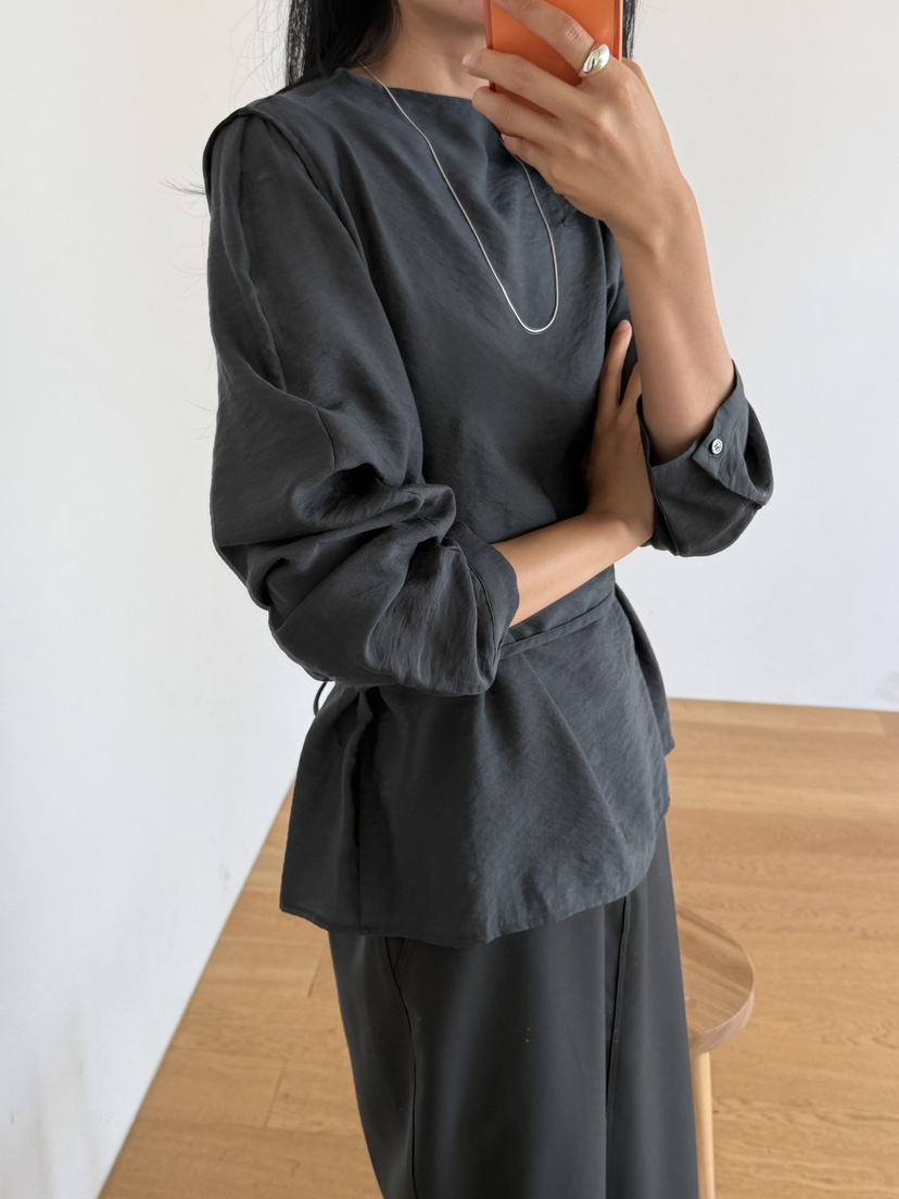 AMY GRACE-A韓國代購女士新品職業時尚人氣襯衫蕾絲衫高領AMY GRACE襯衫/蕾絲衫