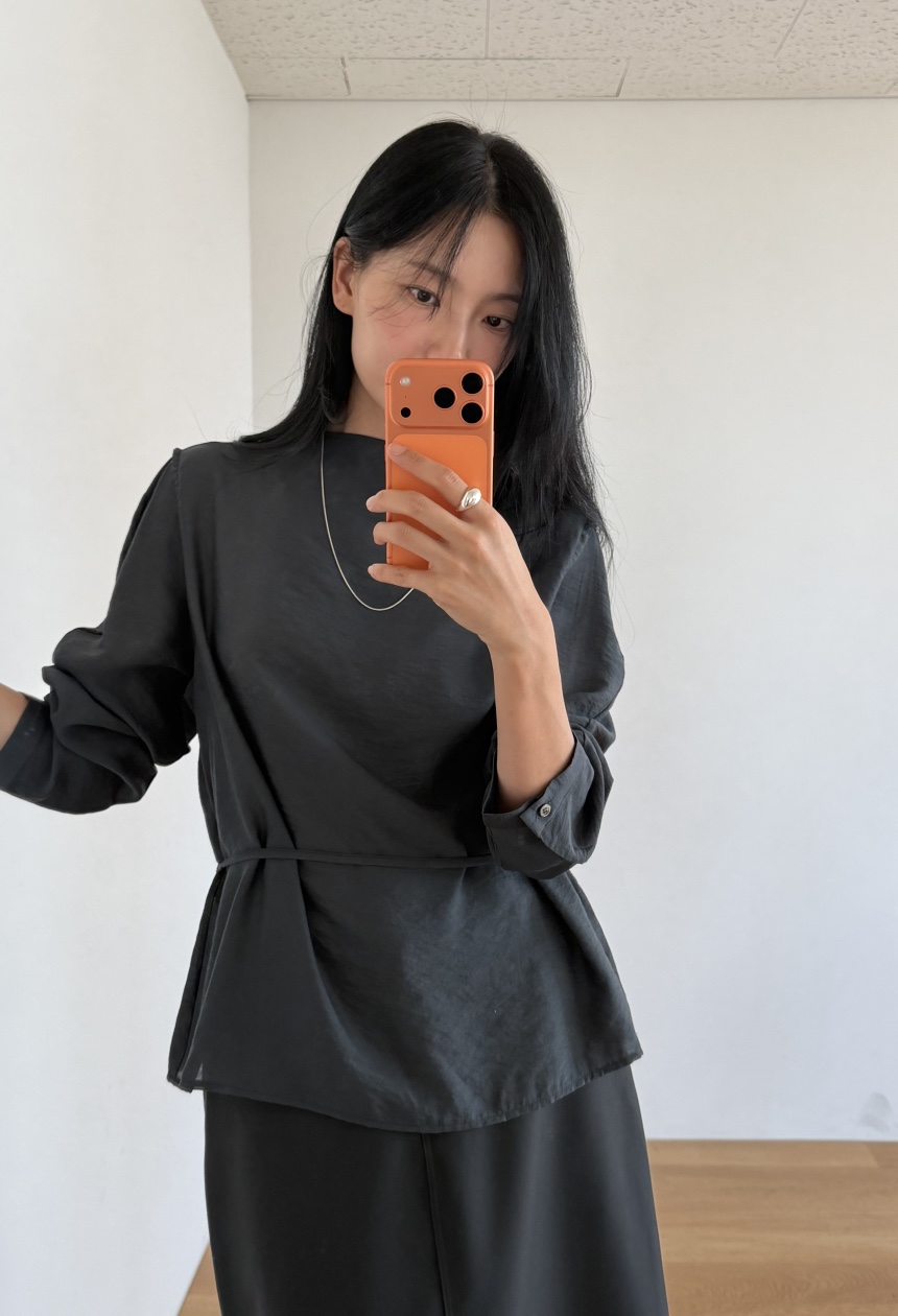 AMY GRACE-A韓國代購女士新品職業時尚人氣襯衫蕾絲衫高領AMY GRACE襯衫/蕾絲衫