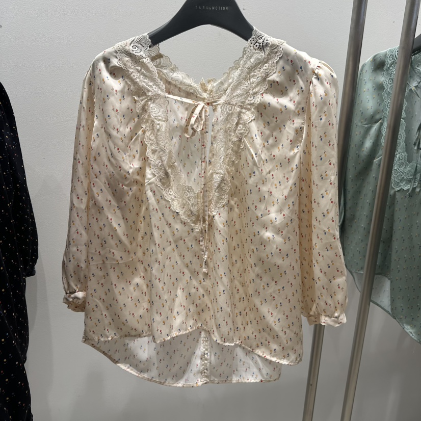 TARABY MOTION韓國代購女士新品熱賣人氣推薦襯衫蕾絲衫TARABY MOTION襯衫/蕾絲衫圖色2
