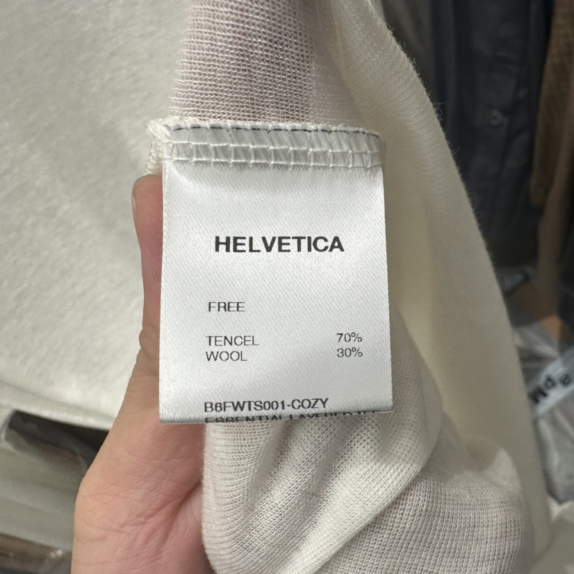 HELVETICA東大門直郵女裝新品人氣職業真品熱賣長袖T恤疊穿HELVETICA長袖T恤