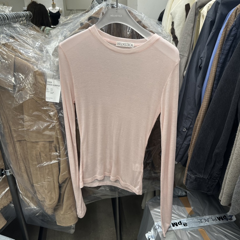 HELVETICA東大門直郵女裝新品人氣職業真品熱賣長袖T恤疊穿HELVETICA長袖T恤圖色2