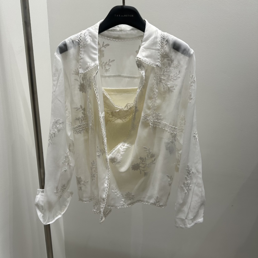 TARABY MOTION韓國代購女裝新品熱賣襯衫蕾絲衫手工刺繡TARABY MOTION襯衫/蕾絲衫