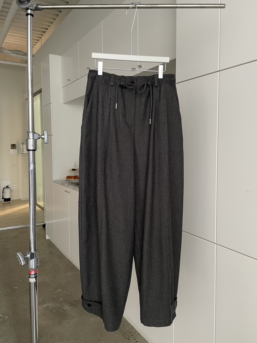 URBANE cloth韓國代購女裝新品真品熱賣時尚人氣推薦休閑褲URBANE cloth休閑褲圖色2墨色