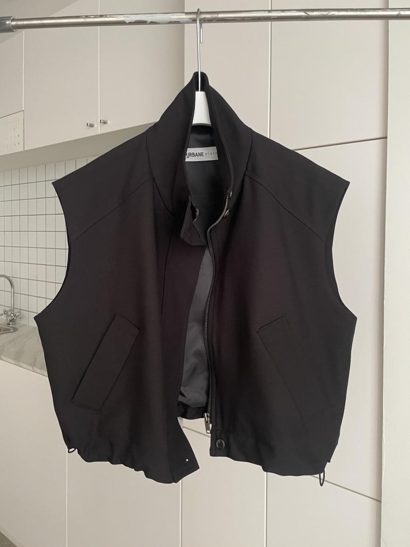 URBANE cloth韓國代購女士新款真品熱賣推薦人氣休閑馬甲URBANE cloth馬甲圖色2黑色