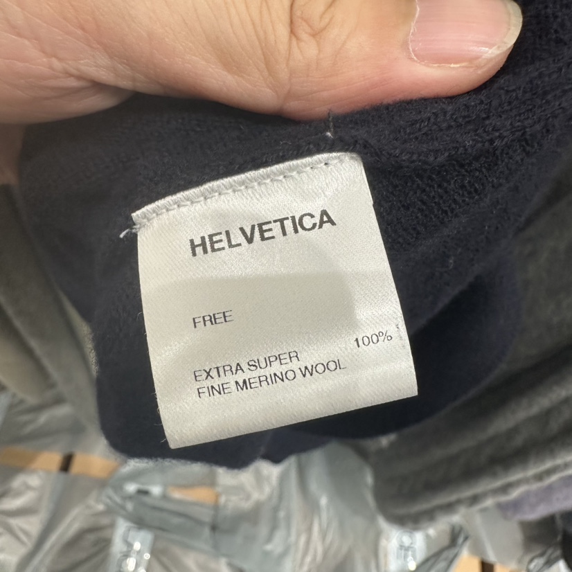 HELVETICA東大門實拍女士新品熱賣真品推薦人氣針織衫V領HELVETICA針織衫