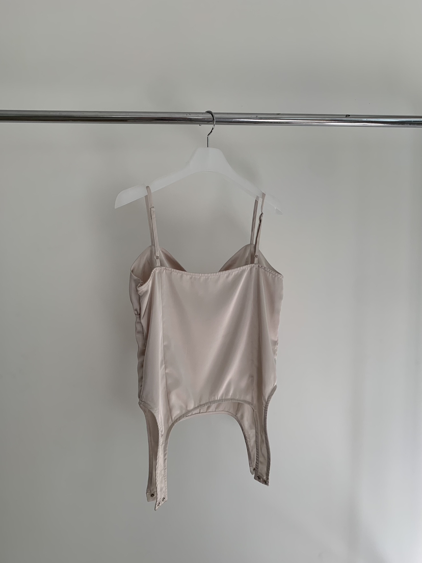 DARKBEIGE東大門代購女裝新品休閑時尚熱賣真品吊帶背心緞面HYEIN吊帶/背心
