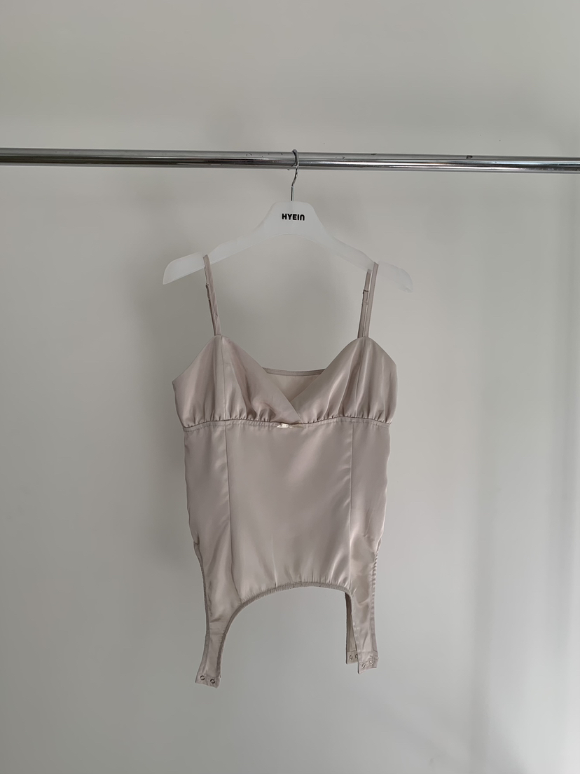 DARKBEIGE東大門代購女裝新品休閑時尚熱賣真品吊帶背心緞面HYEIN吊帶/背心圖色1