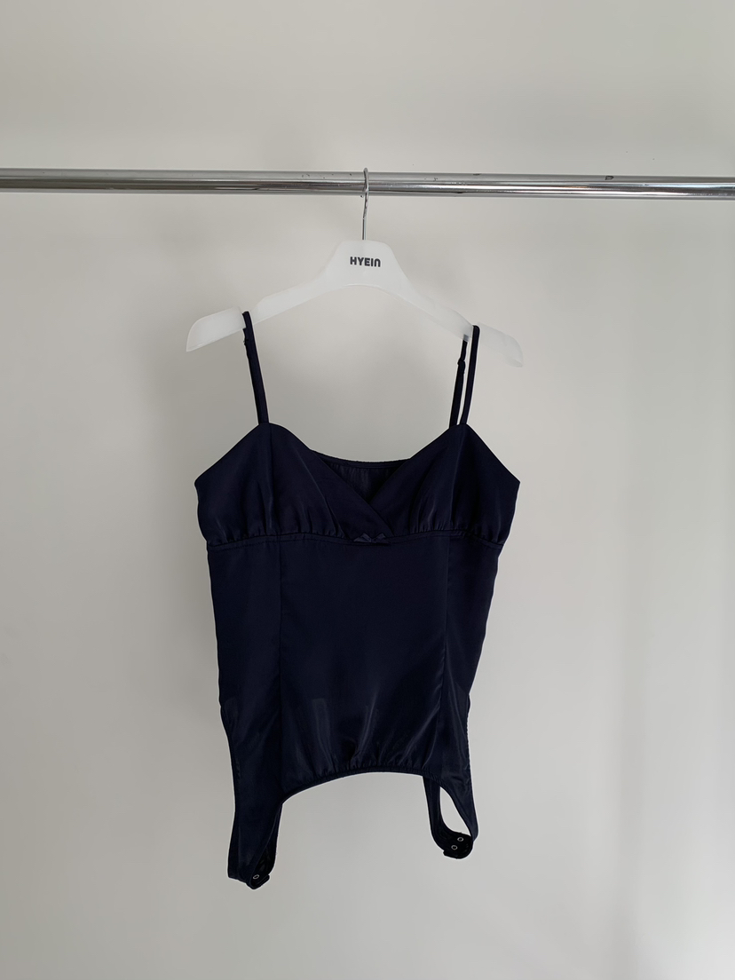 DARKBEIGE東大門代購女裝新品休閑時尚熱賣真品吊帶背心緞面HYEIN吊帶/背心圖色2