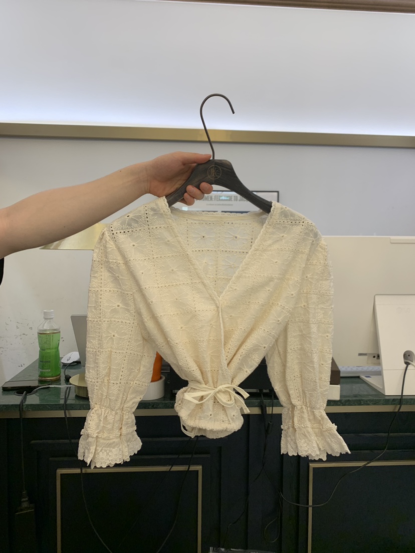 空東大門直郵女士新品休閑時尚真品人氣推薦熱賣襯衫蕾絲衫VIRKIN襯衫/蕾絲衫圖色2米色