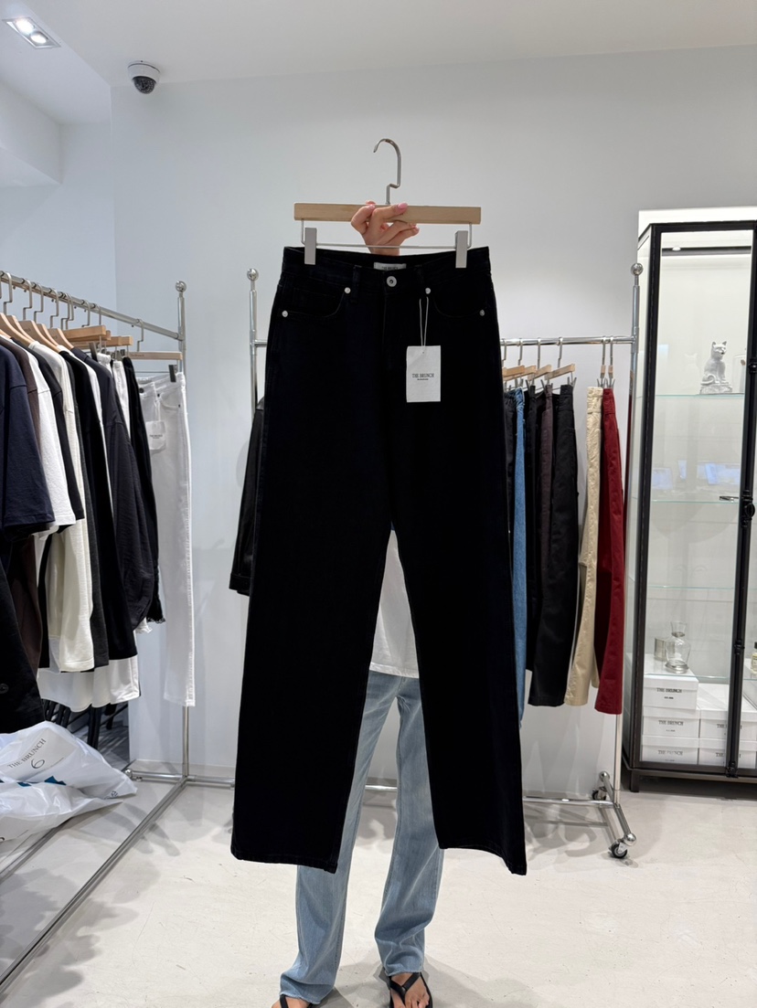 THE BRUNCH東大門代購女士新品真品時尚推薦人氣熱賣休閑褲THE BRUNCH休閑褲圖色2價格34000