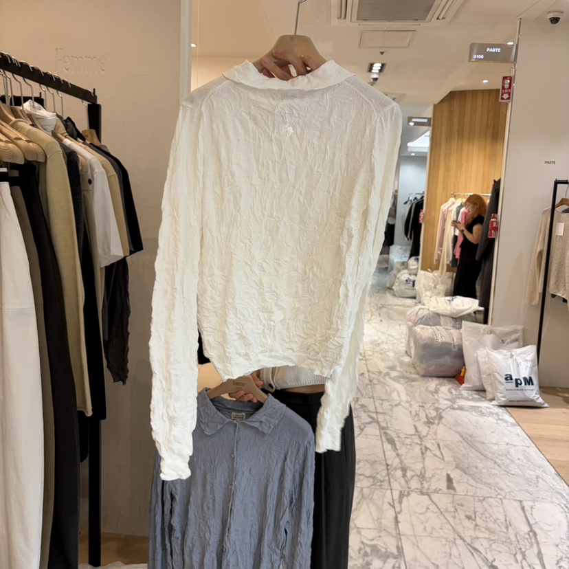 LA MAGIE FEMME東大門代購26秋冬新款休閑襯衫蕾絲衫褶皺Lamagie Femme襯衫/蕾絲衫
