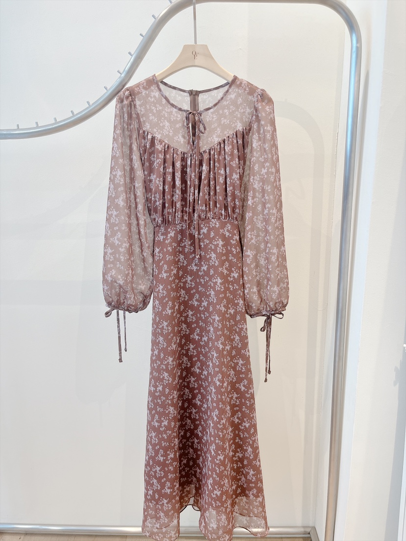 OVE韓國直郵女裝新品熱賣真品推薦休閑人氣時尚連衣裙OVE連衣裙