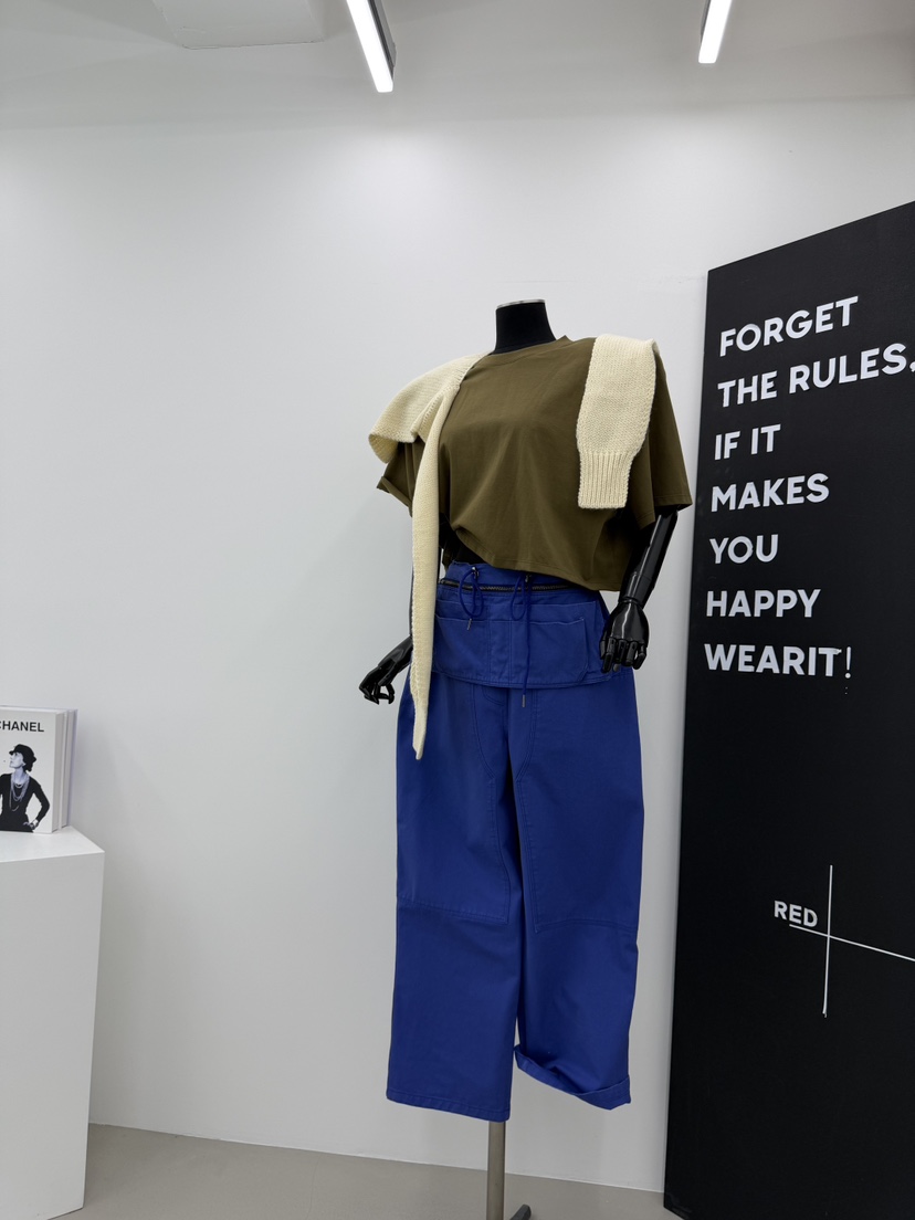 RED-A韓國直郵女裝新品推薦人氣真品熱賣時尚休閑T恤RED-AT恤