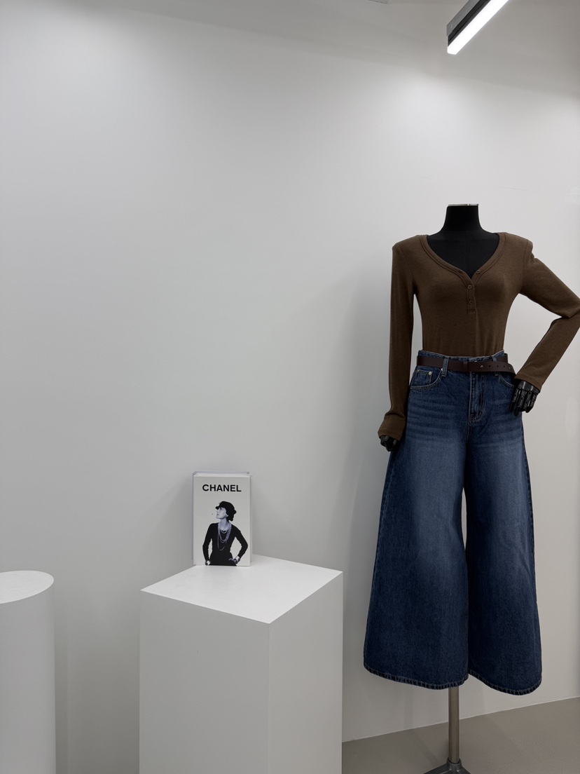 RED-A韓國代購女士新品人氣熱賣推薦時尚真品長袖T恤紐扣RED-A長袖T恤