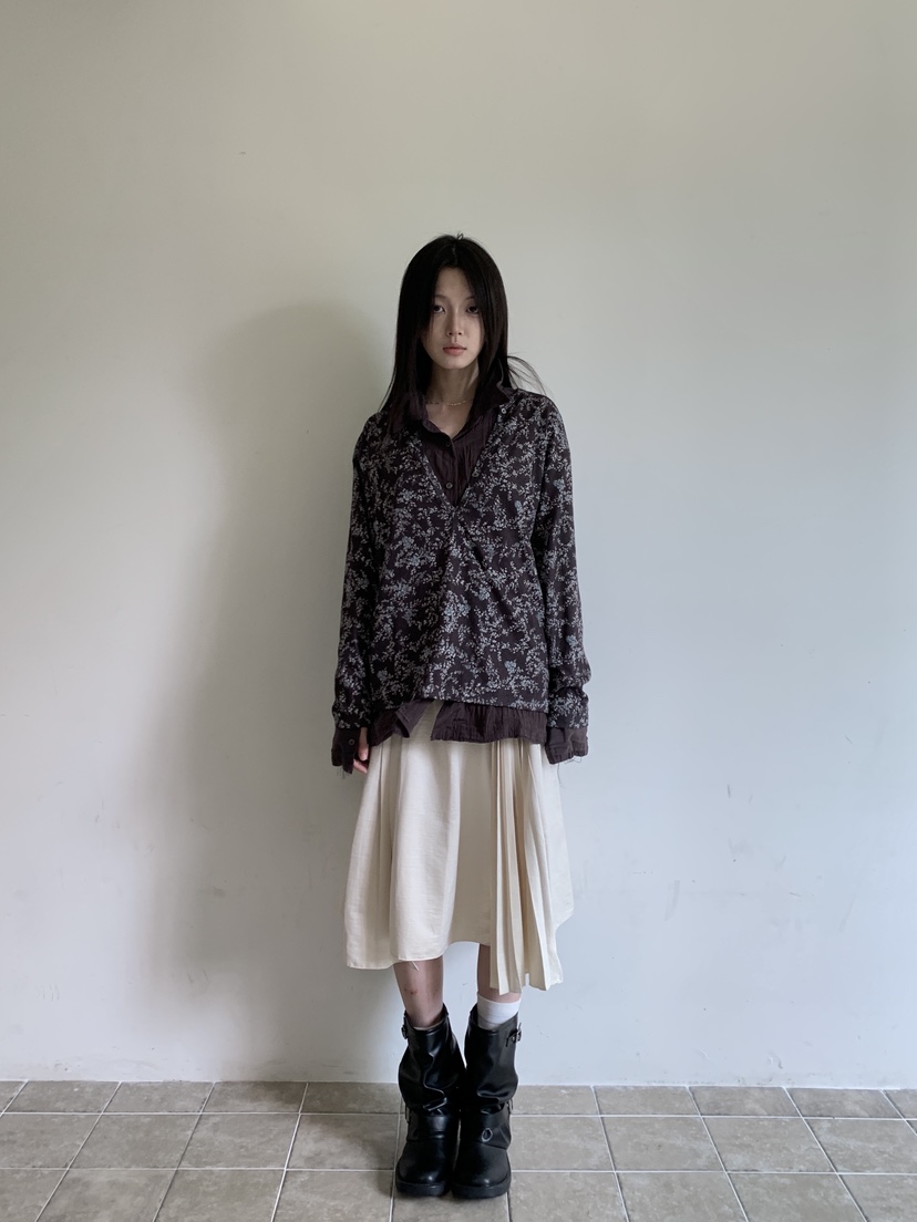 VERNIMENT東大門直郵女裝新款人氣時尚推薦長袖T恤花朵紐扣VERNIMENT長袖T恤