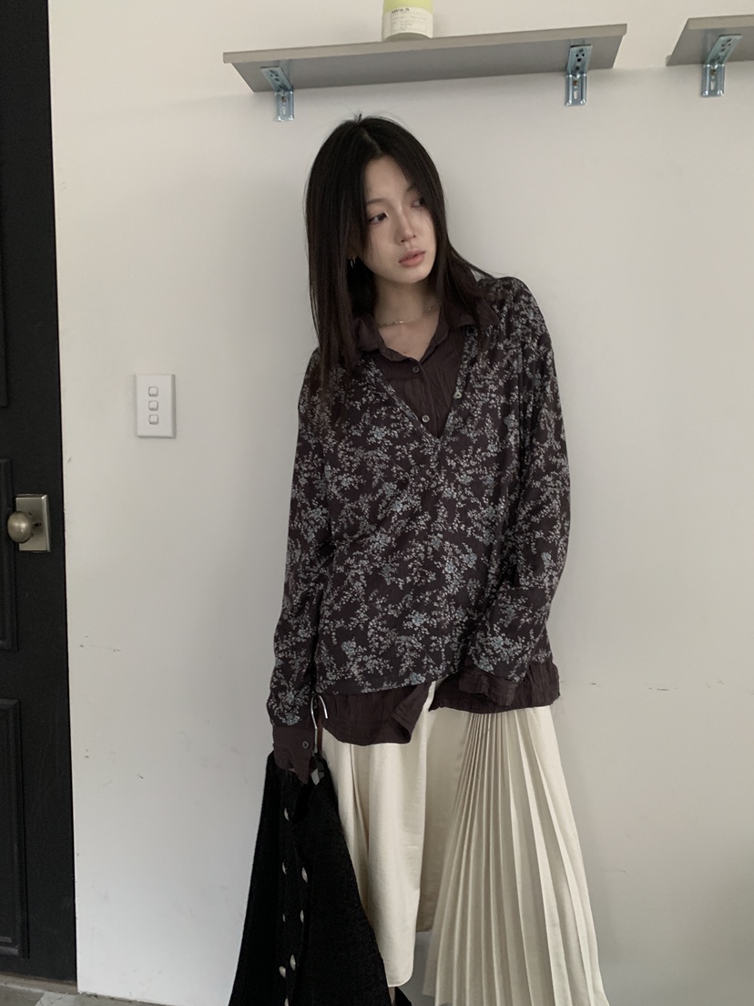 VERNIMENT東大門直郵女裝新款人氣時尚推薦長袖T恤花朵紐扣VERNIMENT長袖T恤圖色3