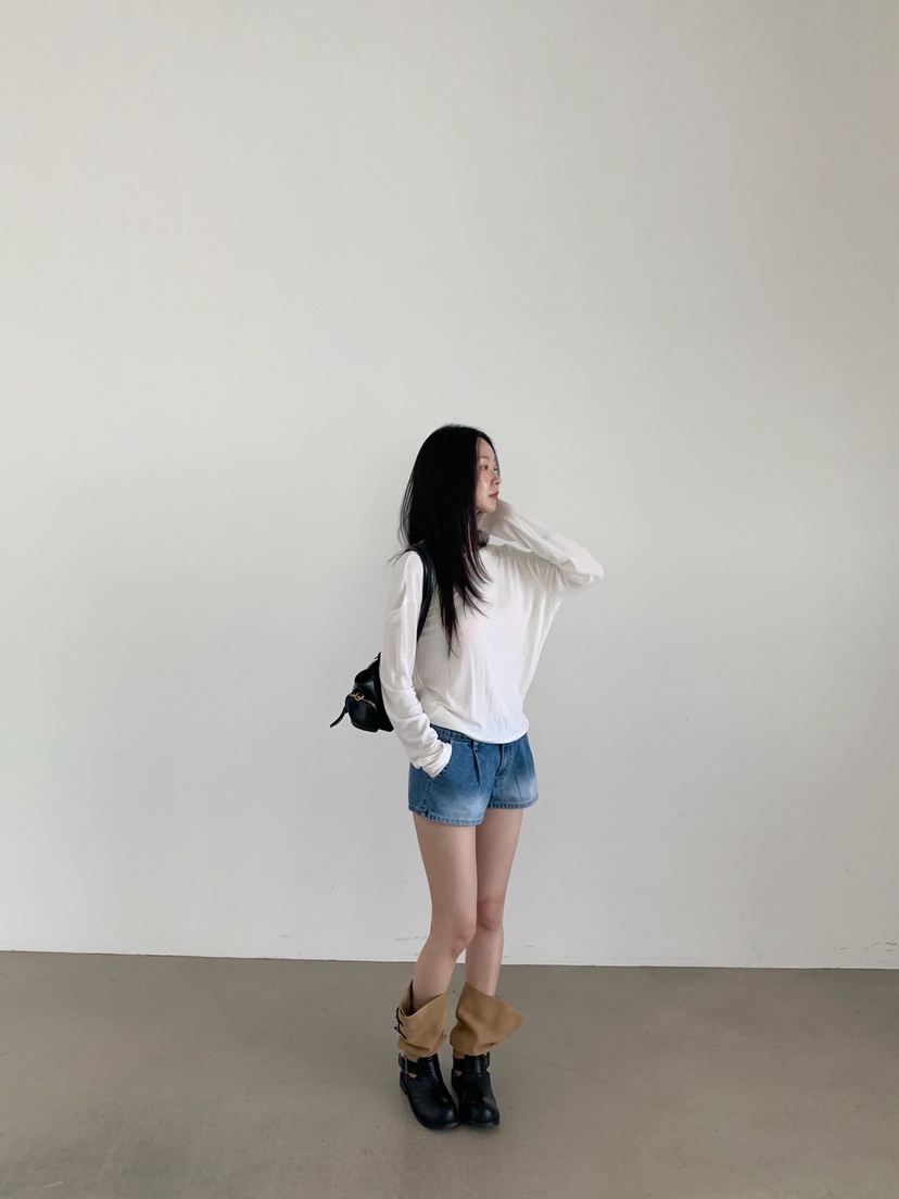 VERANDA韓國代購女士新款真品時尚休閑熱賣人氣長袖T恤扭曲VERANDA長袖T恤