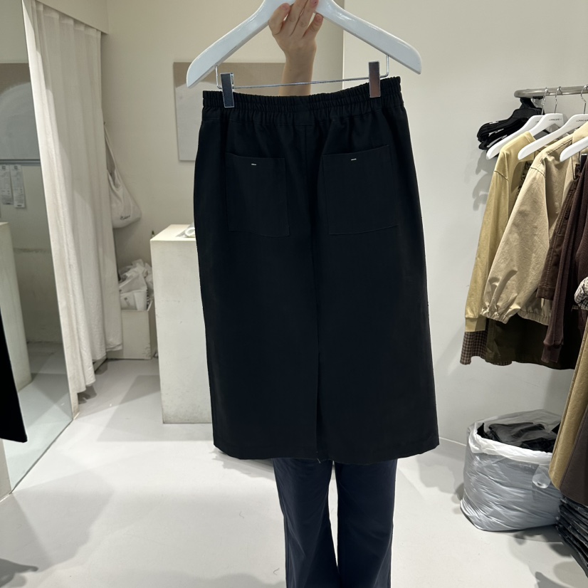LORING RE I東大門實拍26秋季新品休閑熱賣真品時尚長裙LORING RE-I/BARE長裙